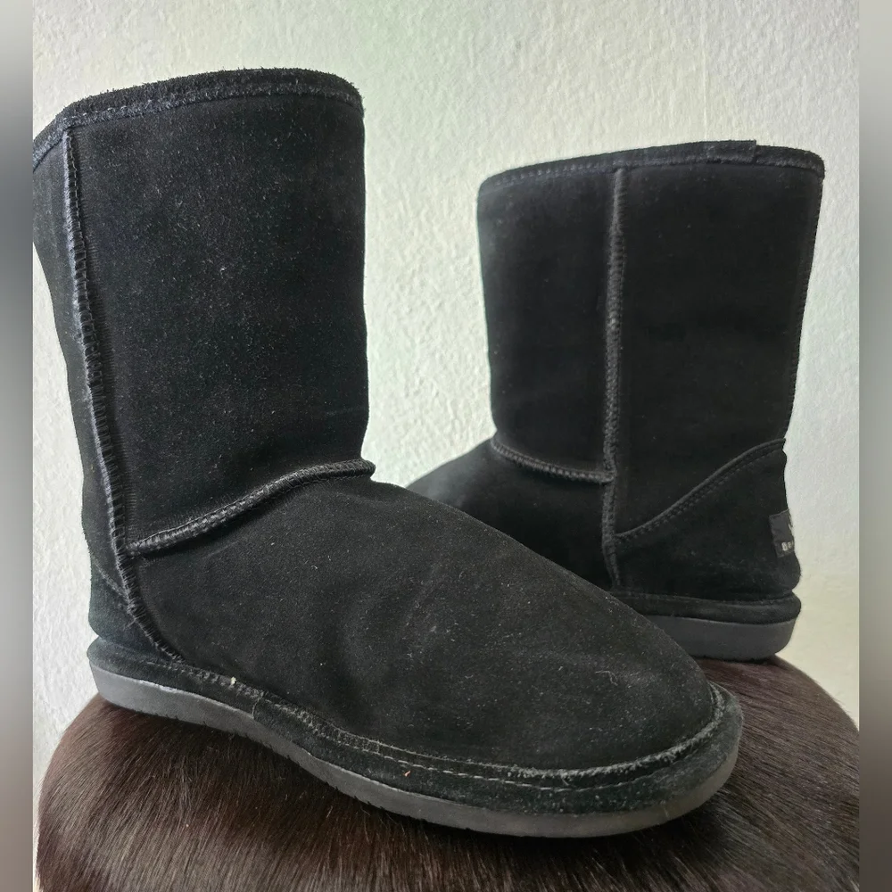 BearPaw Black Suede Sheepskin Lined Winter Boots Women's Size 9